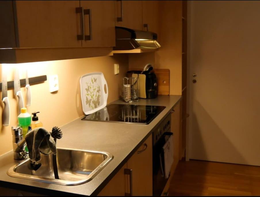 Modern And Central Apartment - Solsiden Trondheim - Up To 6 People ภายนอก รูปภาพ